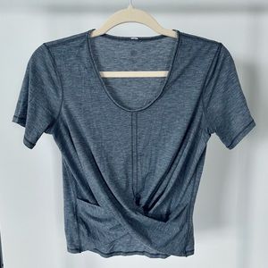 Lululemon lightweight yoga t-shirt in blue grey